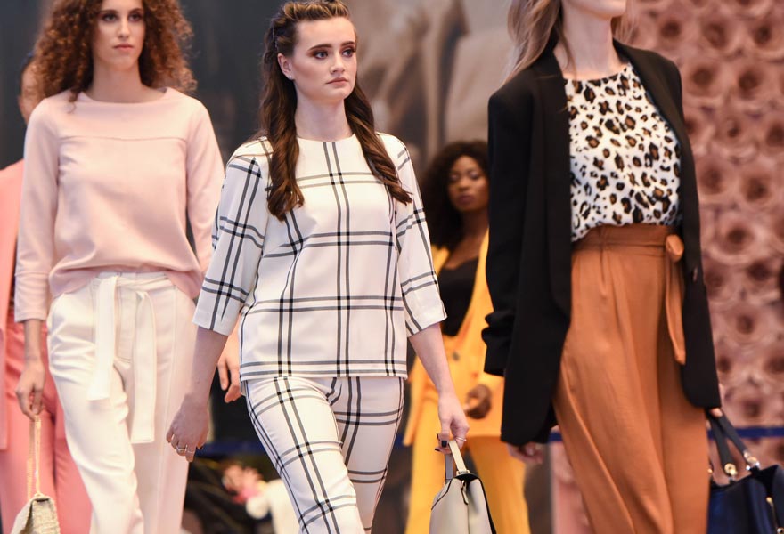 Women's Fashion